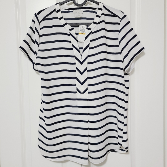 New! VAN HEUSEN Striped Top - Picture 4 of 8